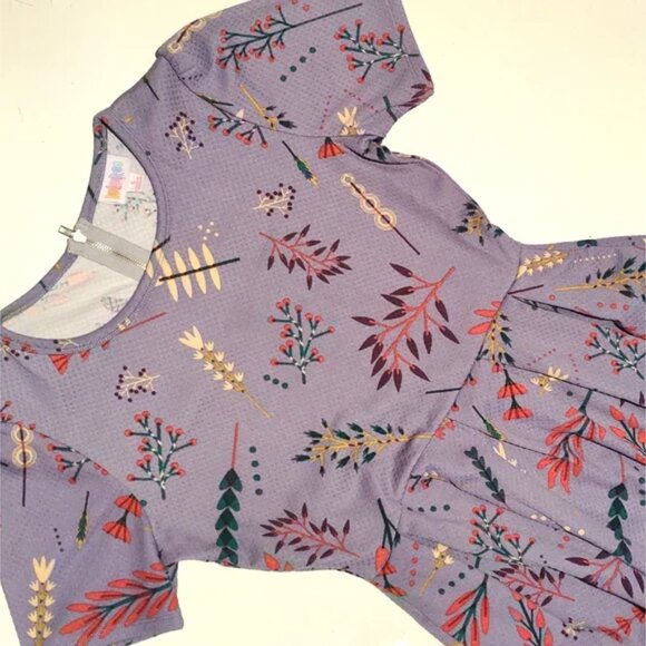 LuLaRoe Amelia size Small Lilac NWO - Picture 1 of 2